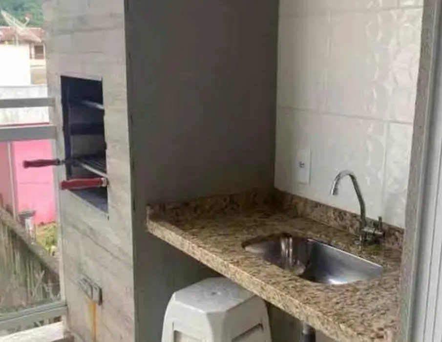 Apartamento com churrasqueira praia Maranduba Ubatuba-1