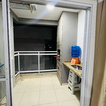 Apartamento com churrasqueira praia Maranduba Ubatuba-3